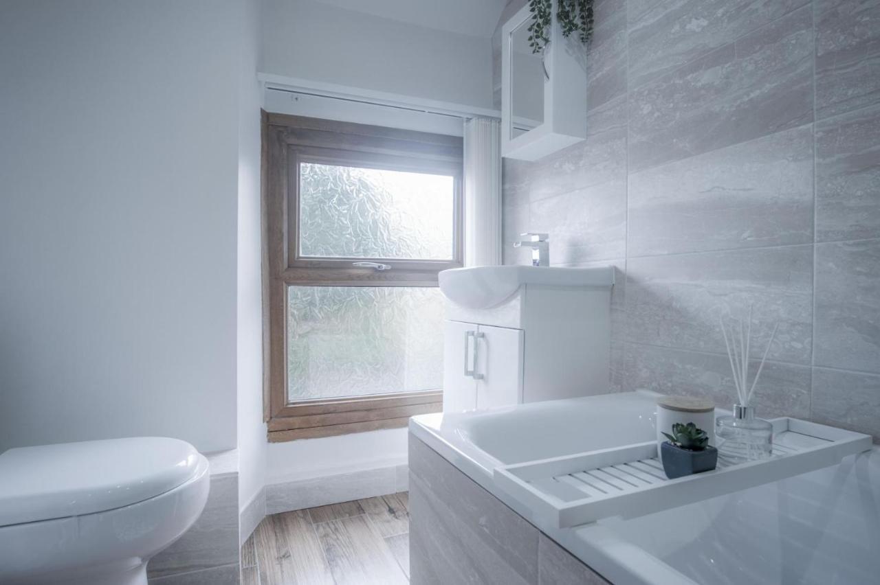 Church Terrace - 3 Bedroom Cottage - Сондерсфут Экстерьер фото